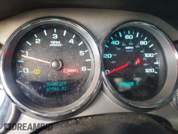 ✅ 2007 Chevrolet Silverado 2500HD 1LT • VIN: 1GCHK24K47E548472 • Lot: 92018835. Wystawiony na Copart z przebiegiem 87 946 mil. Bezpłatny archiwum sprzedaży aukcyjnych z USA i szczegółowy raport historii pojazdu na DreamBid. Zdjęcie 9.