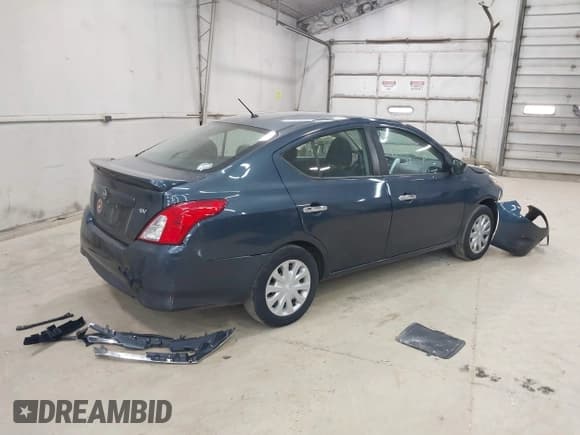 ✅ 2017 Nissan Versa SV • VIN: 3N1CN7APXHL879320 • Lot: 43257185. Listed on IAAI with 107,752 mi. Free auction sales archive from the USA and detailed vehicle history report at DreamBid. Image 4.