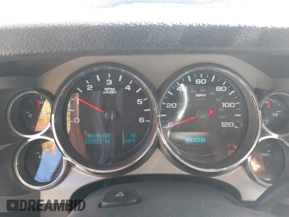 ✅ 2010 Chevrolet Silverado 1500 LT • VIN: 3GCRKSEA9AG142262 • Lot: 43486352. Wystawiony na IAAI z przebiegiem 121 721 mil. Bezpłatny archiwum sprzedaży aukcyjnych z USA i szczegółowy raport historii pojazdu na DreamBid. Zdjęcie 7.