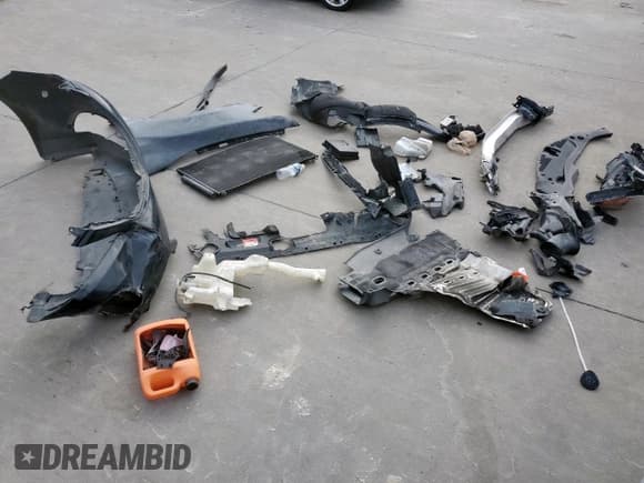 ✅ 2014 Acura RLX Technology • VIN: JH4KC1F57EC001238 • Lot: 61379615. Listed on Copart with 150,837 mi. Free auction sales archive from the USA and detailed vehicle history report at DreamBid. Image 12.