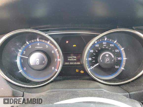 ✅ 2013 Hyundai Sonata GLS • VIN: 5NPEB4AC7DH684778 • Lot: 75532884. Listed on Copart with 254,165 mi. Free auction sales archive from the USA and detailed vehicle history report at DreamBid. Image 9.