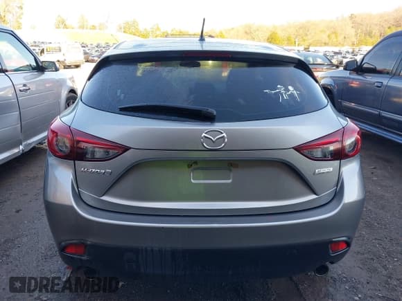 ✅ 2014 Mazda 3 i Sport • VIN: JM1BM1K70E1199887 • Lot: 41589436. Listed on IAAI with 149,491 mi. Free auction sales archive from the USA and detailed vehicle history report at DreamBid. Image 16.