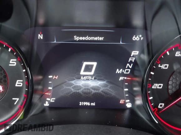 ✅ 2023 Dodge Charger GT • VIN: 2C3CDXMG1PH572951 • Lot: 42728598. Wystawiony na IAAI z przebiegiem 31 996 mil. Bezpłatny archiwum sprzedaży aukcyjnych z USA i szczegółowy raport historii pojazdu na DreamBid. Zdjęcie 15.