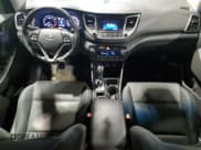 ✅ 2016 Hyundai Tucson Sport • VIN: KM8J3CA23GU236055 • Lot: 82750355. Wystawiony na Copart z przebiegiem 198 701 mil. Bezpłatny archiwum sprzedaży aukcyjnych z USA i szczegółowy raport historii pojazdu na DreamBid. Zdjęcie 8.