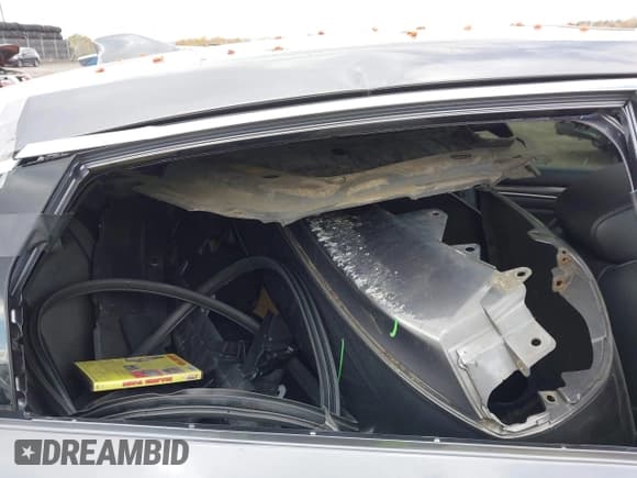 ✅ 2020 Honda Accord Sport • VIN: 1HGCV1F30LA129278 • Lot: 43528368. Listed on IAAI with 60,800 mi. Free auction sales archive from the USA and detailed vehicle history report at DreamBid. Image 8.