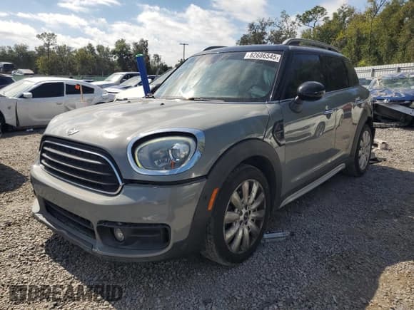 ✅ 2017 MINI Countryman Cooper • VIN: WMZYS7C34H3E06761 • Lot: 82686545. Listed on Copart with 101,216 mi. Free auction sales archive from the USA and detailed vehicle history report at DreamBid. Image 1.
