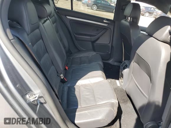 ✅ 2008 Volkswagen Golf GTI • VIN: WVWGV71K78W203100 • Lot: 70488335. Listed on Copart with Not provided. Free auction sales archive from the USA and detailed vehicle history report at DreamBid. Image 10.