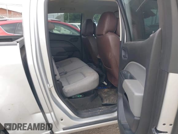 ✅ 2017 Chevrolet Colorado 2WD WT • VIN: 1GCGSBEN4H1303233 • Lot: 42896855. Listed on IAAI with 159,577 mi. Free auction sales archive from the USA and detailed vehicle history report at DreamBid. Image 8.