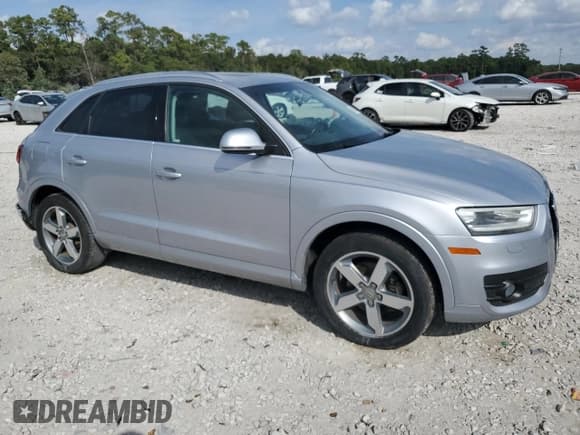✅ 2015 Audi Q3 Premium Plus • VIN: WA1EFCFS3FR005836 • Lot: 90062515. Listed on Copart with 91,260 mi. Free auction sales archive from the USA and detailed vehicle history report at DreamBid. Image 4.
