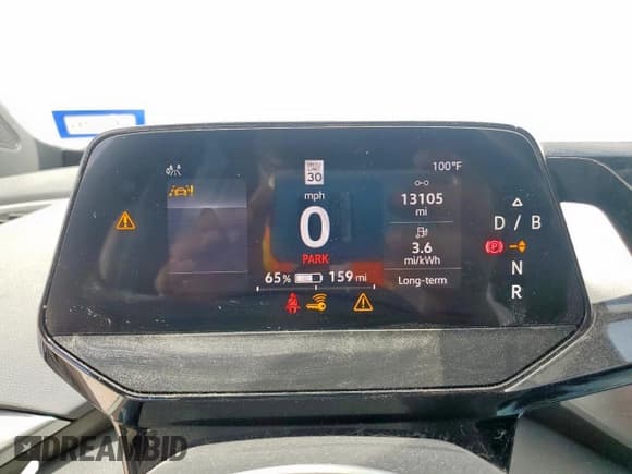 ✅ 2021 Volkswagen ID.4 Pro • VIN: WVGRMPE21MP024931 • Lot: 85497325. Wystawiony na Copart z przebiegiem 13 105 mil. Bezpłatny archiwum sprzedaży aukcyjnych z USA i szczegółowy raport historii pojazdu na DreamBid. Zdjęcie 9.