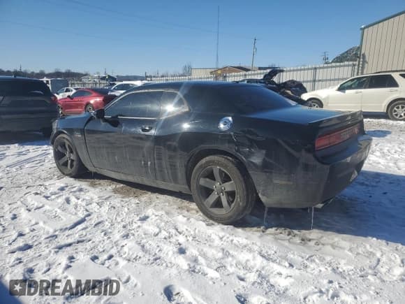 ✅ 2014 Dodge Challenger SXT • VIN: 2C3CDYAGXEH206610 • Lot: 88975325. Wystawiony na Copart z przebiegiem 137 226 mil. Bezpłatny archiwum sprzedaży aukcyjnych z USA i szczegółowy raport historii pojazdu na DreamBid. Zdjęcie 2.