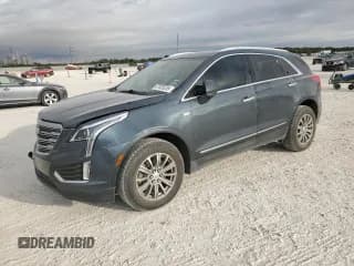 ✅ 2019 Cadillac XT5 Luxury FWD • VIN: 1GYKNCRS3KZ300415 • Lot: 87028255. Wystawiony na Copart z przebiegiem 83 405 mil. Bezpłatny archiwum sprzedaży aukcyjnych z USA i szczegółowy raport historii pojazdu na DreamBid. Zdjęcie 1.