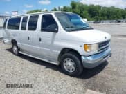 ✅ 1999 Ford Econoline Passenger XL • VIN: 1FBSS31L3XHB14197 • Лот: 42253831. Опубликован ранее на IAAI с пробегом 41 664 миль. Бесплатный доступ к архиву аукционных продаж из США и подробный отчёт об истории автомобиля на DreamBid. Изображение 1.