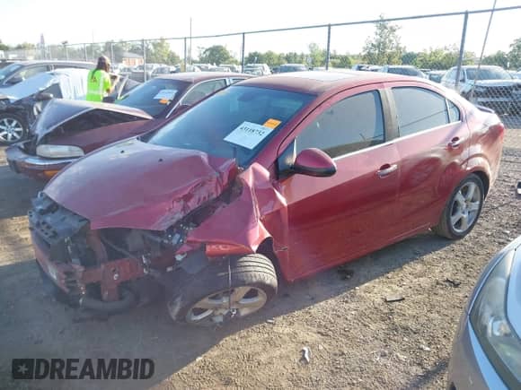 2013 Chevrolet Sonic LTZ с VIN 1G1JE5SB6D4224964, выставлен на аукционе IAAI как лот 43118732 с пробегом 130 961 миль миль и . История ставок и продаж доступна на DreamBid. Изображение 18.