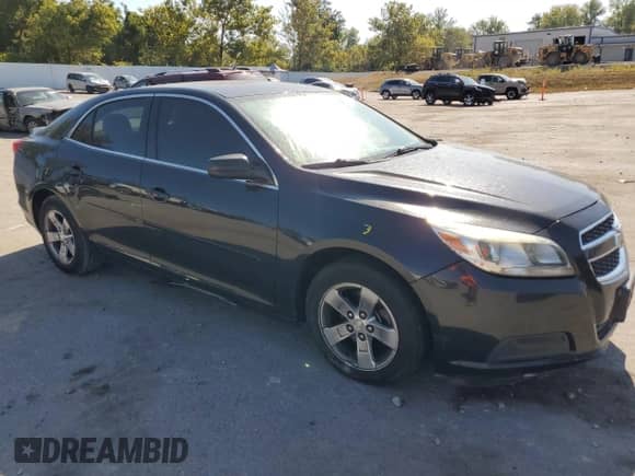 2013 Chevrolet Malibu LS with VIN 1G11B5SA0DF344098, listed as a Copart auction lot 81085595 with 75,500 mi miles and Salvage title. Bid and sale history available at DreamBid. Image 4.