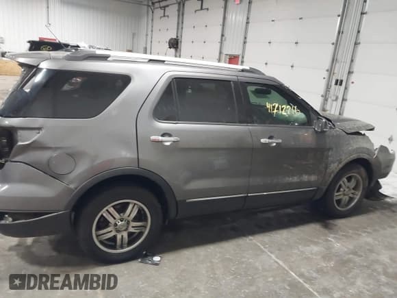 ✅ 2013 Ford Explorer XLT • VIN: 1FM5K7D88DGA25830 • Lot: 41712216. Wystawiony na IAAI z przebiegiem 177 186 mil. Bezpłatny archiwum sprzedaży aukcyjnych z USA i szczegółowy raport historii pojazdu na DreamBid. Zdjęcie 13.