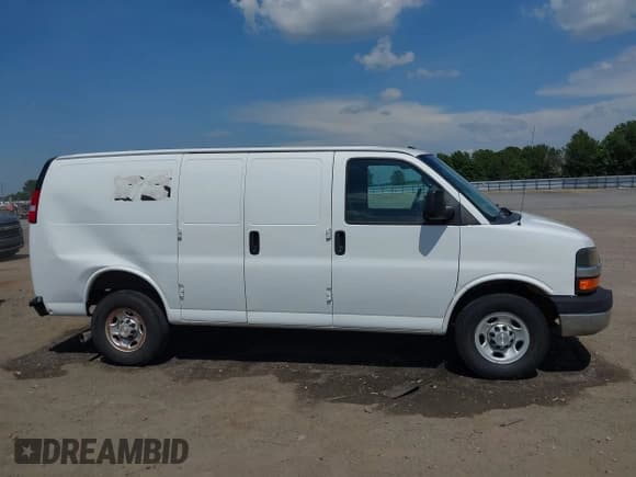 ✅ 2021 Chevrolet Express Cargo • VIN: 1GCWGAFP8M1190582 • Lot: 42826973. Listed on IAAI with 125,994 mi. Free auction sales archive from the USA and detailed vehicle history report at DreamBid. Image 13.