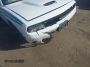 ✅ 2019 Dodge Challenger R/T • VIN: 2C3CDZBTXKH606390 • Lot: 43351175. Wystawiony na IAAI z przebiegiem 105 666 mil. Bezpłatny archiwum sprzedaży aukcyjnych z USA i szczegółowy raport historii pojazdu na DreamBid. Zdjęcie 6.