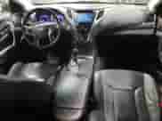 2013 Hyundai Azera z VIN KMHFH4JG3DA326747, wystawiony jako Copart lot #77778874 z przebiegiem 75 472 mil mil oraz Szkoda całkowita • Salvage title. Historia ofert i sprzedaży dostępna na DreamBid. Obrazek 8.