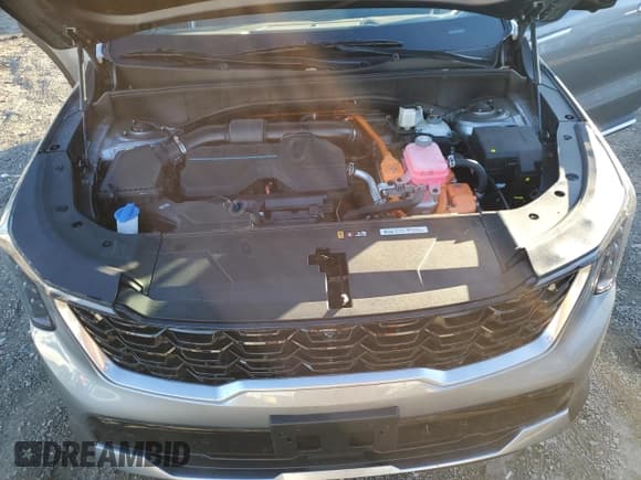 ✅ 2025 Kia Sorento SX Prestige • VIN: KNDRKDJG5S5292240 • Лот: 82669524. Опубликован ранее на Copart с пробегом 2 129 миль. Бесплатный доступ к архиву аукционных продаж из США и подробный отчёт об истории автомобиля на DreamBid. Изображение 12.