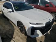 ✅ 2023 BMW 7 Series 740i • VIN: WBA23EH01PCN55188 • Лот: 76453104. Опубликован ранее на Copart с пробегом Не указан. Бесплатный доступ к архиву аукционных продаж из США и подробный отчёт об истории автомобиля на DreamBid. Изображение 4.