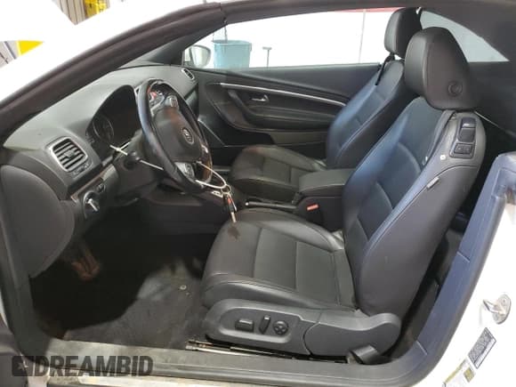 ✅ 2012 Volkswagen Eos Komfort • VIN: WVWBW7AH6CV002315 • Lot: 69691375. Listed on Copart with 114,149 mi. Free auction sales archive from the USA and detailed vehicle history report at DreamBid. Image 7.