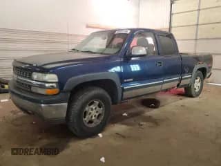 2001 Chevrolet Silverado 1500 LS с VIN 1GCEK19T81E219084, выставлен на аукционе Copart как лот 80954195 с пробегом 216 520 миль миль и Чистый • Clean title. История ставок и продаж доступна на DreamBid. Изображение 1.