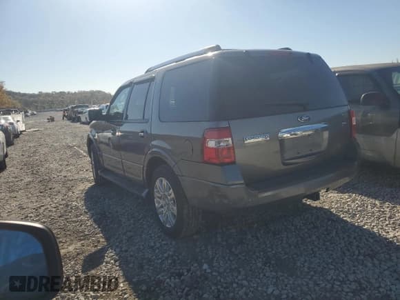 ✅ 2014 Ford Expedition Limited • VIN: 1FMJU2A54EEF64383 • Лот: 87094505. Опубликован ранее на Copart с пробегом 153 288 миль. Бесплатный доступ к архиву аукционных продаж из США и подробный отчёт об истории автомобиля на DreamBid. Изображение 2.