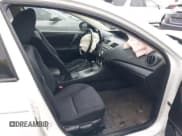 ✅ 2010 Mazda 3 i Sport • VIN: JM1BL1SF1A1233842 • Lot: 42337210. Listed on IAAI with 155,862 mi. Free auction sales archive from the USA and detailed vehicle history report at DreamBid. Image 5.