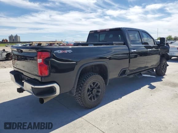 ✅ 2021 Chevrolet Silverado 2500HD LTZ • VIN: 1GC4YPEY9MF295815 • Lot: 46614955. Listed on Copart with 51,586 mi. Free auction sales archive from the USA and detailed vehicle history report at DreamBid. Image 3.