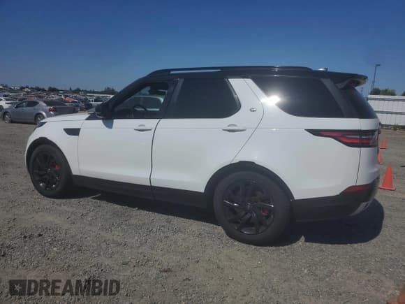 ✅ 2019 Land Rover Discovery HSE • VIN: SALRR2RV2K2401802 • Lot: 64789605. Wystawiony na Copart z przebiegiem 61 678 mil. Bezpłatny archiwum sprzedaży aukcyjnych z USA i szczegółowy raport historii pojazdu na DreamBid. Zdjęcie 2.