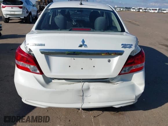 ✅ 2017 Mitsubishi Mirage ES • VIN: ML32F3FJ9HH002712 • Lot: 43272774. Wystawiony na IAAI z przebiegiem 70 094 mil. Bezpłatny archiwum sprzedaży aukcyjnych z USA i szczegółowy raport historii pojazdu na DreamBid. Zdjęcie 6.