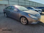 ✅ 2012 Hyundai Sonata Limited • VIN: 5NPEC4AB5CH361977 • Лот: 90746955. Опубликован ранее на Copart с пробегом 142 761 миль. Бесплатный доступ к архиву аукционных продаж из США и подробный отчёт об истории автомобиля на DreamBid. Изображение 4.