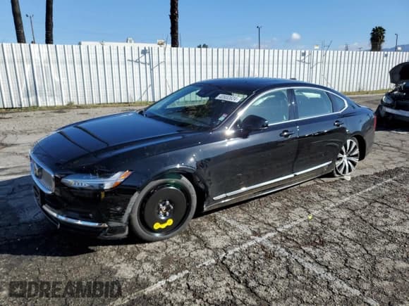 ✅ 2023 Volvo S90 Plus • VIN: LVY062MN0PP351307 • Lot: 40932624. Listed on Copart with 6,018 mi. Free auction sales archive from the USA and detailed vehicle history report at DreamBid. Image 1.