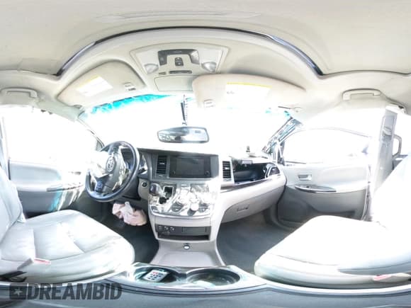 ✅ 2017 Toyota Sienna XLE Auto Access Seat • VIN: 5TDYZ3DC7HS854846 • Lot: 43089936. Listed on IAAI with 135,322 mi. Free auction sales archive from the USA and detailed vehicle history report at DreamBid. Image 19.