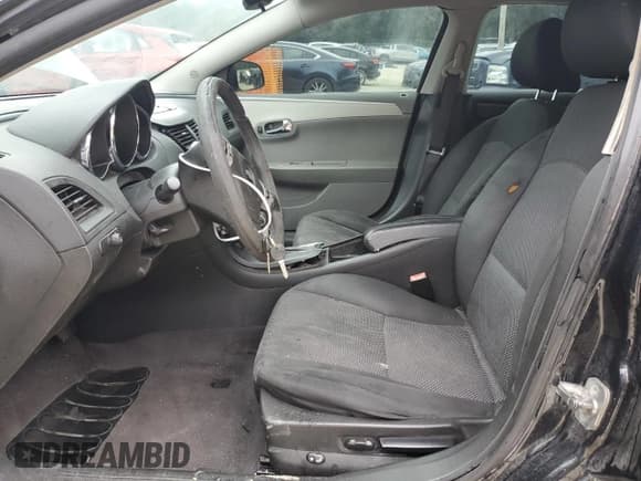 ✅ 2012 Chevrolet Malibu 1LT • VIN: 1G1ZC5E02CF242013 • Lot: 90316435. Wystawiony na Copart z przebiegiem Nie podano. Bezpłatny archiwum sprzedaży aukcyjnych z USA i szczegółowy raport historii pojazdu na DreamBid. Zdjęcie 7.