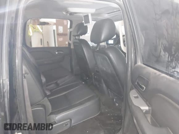 ✅ 2014 Chevrolet Silverado 2500HD LTZ • VIN: 1GC1KYE8XEF119934 • Лот: 41251936. Опубликован ранее на IAAI с пробегом 218 943 миль. Бесплатный доступ к архиву аукционных продаж из США и подробный отчёт об истории автомобиля на DreamBid. Изображение 8.