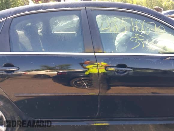 2014 Chevrolet Impala Police Police z VIN 2G1WD5E32E1152784, wystawiony jako IAAI lot #42370670 z przebiegiem 150 931 mil mil oraz . Historia ofert i sprzedaży dostępna na DreamBid. Obrazek 13.