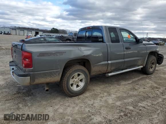 2008 Dodge Dakota Bighorn/Lonestar with VIN 1D7HE32K58S557688, listed as a Copart auction lot 86823434 with 159,773 mi miles and Clean title. Bid and sale history available at DreamBid. Image 3.