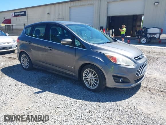 ✅ 2013 Ford C-Max SEL • VIN: 1FADP5BU8DL545447 • Лот: 42327754. Опубликован ранее на IAAI с пробегом 335 658 миль. Бесплатный доступ к архиву аукционных продаж из США и подробный отчёт об истории автомобиля на DreamBid. Изображение 1.