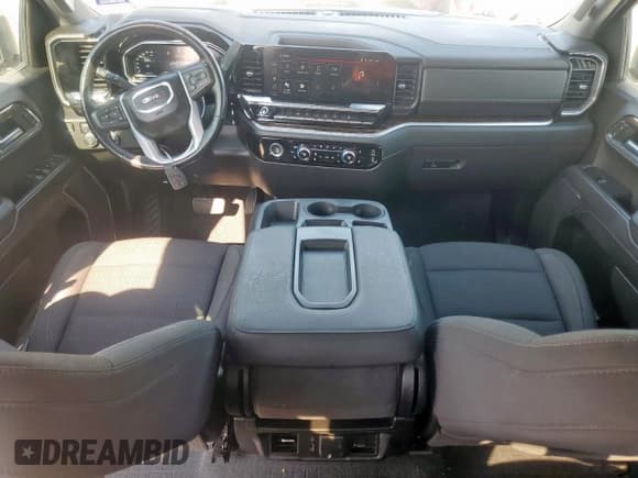 ✅ 2022 GMC Sierra 1500 SLE • VIN: 3GTUUBED4NG623878 • Лот: 68942895. Опубликован ранее на Copart с пробегом 71 983 миль. Бесплатный доступ к архиву аукционных продаж из США и подробный отчёт об истории автомобиля на DreamBid. Изображение 8.