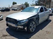 ✅ 2017 Mercedes-Benz C 300 • VIN: 55SWF4JB6HU223882 • Lot: 42795716. Wystawiony na IAAI z przebiegiem 113 759 mil. Bezpłatny archiwum sprzedaży aukcyjnych z USA i szczegółowy raport historii pojazdu na DreamBid. Zdjęcie 2.