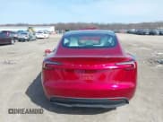 ✅ 2024 Tesla Model 3 • VIN: 5YJ3E1EA4RF858852 • Lot: 41879525. Wystawiony na IAAI z przebiegiem 7 617 mil. Bezpłatny archiwum sprzedaży aukcyjnych z USA i szczegółowy raport historii pojazdu na DreamBid. Zdjęcie 16.