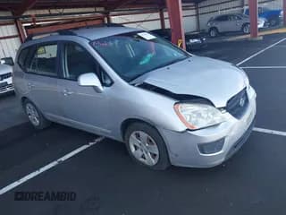 ✅ 2009 Kia Rondo LX • VIN: KNAFG528897261500 • Lot: 43739623. Wystawiony na IAAI z przebiegiem 221 385 mil. Bezpłatny archiwum sprzedaży aukcyjnych z USA i szczegółowy raport historii pojazdu na DreamBid. Zdjęcie 1.