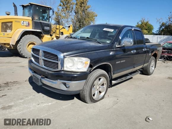 ✅ 2007 Dodge 1500 SLT • VIN: 1D7HU18P57S142900 • Лот: 74894554. Опубликован ранее на Copart с пробегом 233 157 миль. Бесплатный доступ к архиву аукционных продаж из США и подробный отчёт об истории автомобиля на DreamBid. Изображение 1.