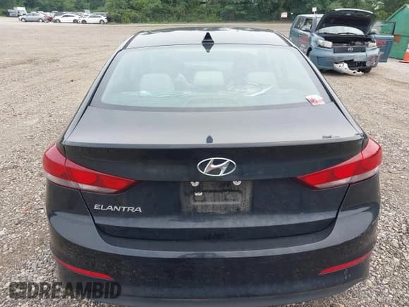 ✅ 2017 Hyundai Elantra SE • VIN: KMHD84LF9HU207150 • Lot: 42902585. Listed on IAAI with 141,799 mi. Free auction sales archive from the USA and detailed vehicle history report at DreamBid. Image 16.