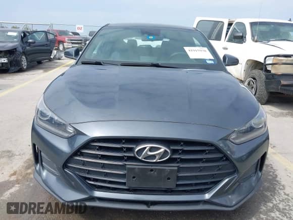 ✅ 2019 Hyundai Veloster 2.0 • VIN: KMHTG6AF1KU017847 • Лот: 41915938. Размещён на IAAI с пробегом 93 914 миль миль. Получите бесплатный доступ к архиву аукционных продаж из США и посмотрите подробный отчёт об истории автомобиля на DreamBid. Изображение 6.