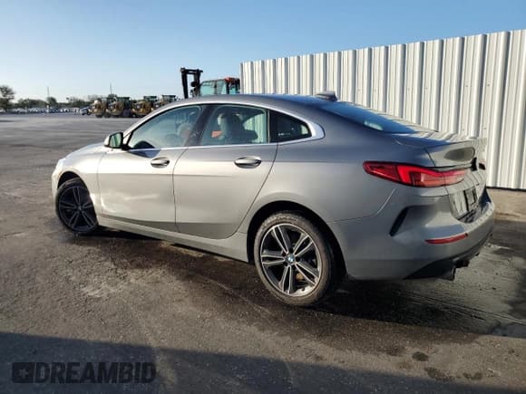 ✅ 2024 BMW 2 Series 228i • VIN: WBA53AK06R7R52812 • Lot: 64577215. Wystawiony na Copart z przebiegiem 21 157 mil. Bezpłatny archiwum sprzedaży aukcyjnych z USA i szczegółowy raport historii pojazdu na DreamBid. Zdjęcie 2.