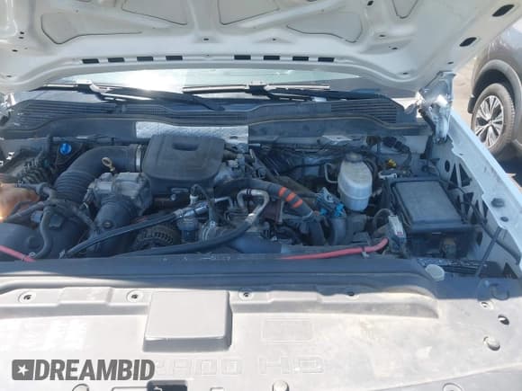 ✅ 2015 Chevrolet Silverado 2500HD LT • VIN: 1GC2CVE87FZ500852 • Lot: 43023197. Listed on IAAI with 214,790 mi. Free auction sales archive from the USA and detailed vehicle history report at DreamBid. Image 10.