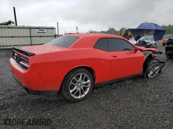 ✅ 2023 Dodge Challenger GT • VIN: 2C3CDZKG6PH609944 • Lot: 57472745. Wystawiony na Copart z przebiegiem 21 942 mil. Bezpłatny archiwum sprzedaży aukcyjnych z USA i szczegółowy raport historii pojazdu na DreamBid. Zdjęcie 3.